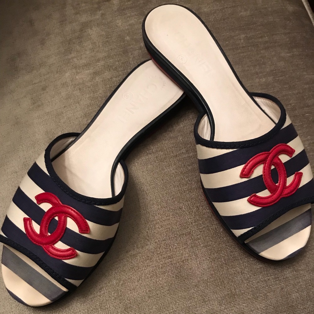 Authentic CHANEL Nautical Slides